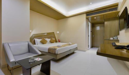 Superior Double or Twin Room with Airport Transfers