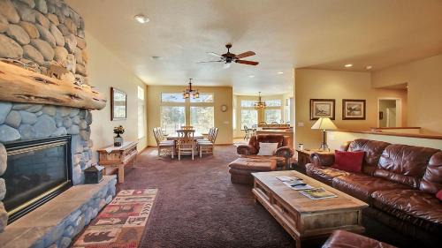 Five-Bedroom Holiday Home