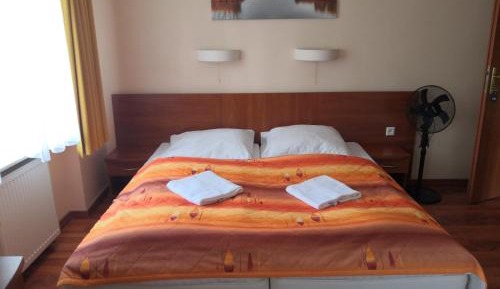 Classic Quadruple Room