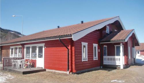 Three-Bedroom Holiday Home 