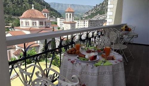Deluxe Double Room with Castle View