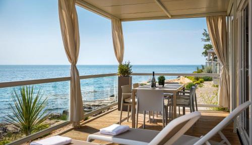 Amber Sea Luxury Mobile Home