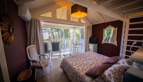 Bungalow with Sea View