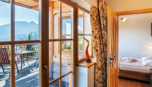Executive Suite with Balcony or Terrace and Mountain View