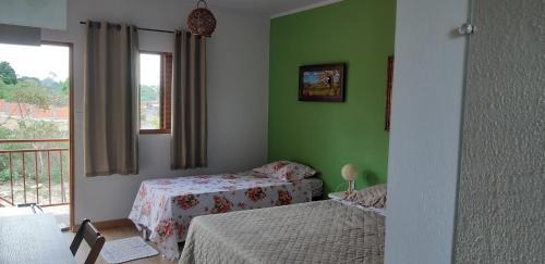Deluxe Queen Suite
