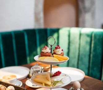 Suite with City View