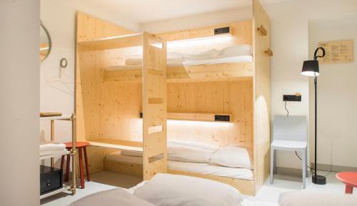 Quadruple Room with Shared Bathroom