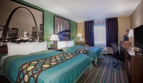 Queen Room with Two Queen Beds - Non-Smoking