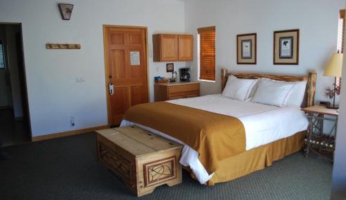 Resort Room - King Bed