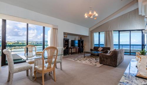 Penthouse Apartment (Presidential Penthouse Suite)