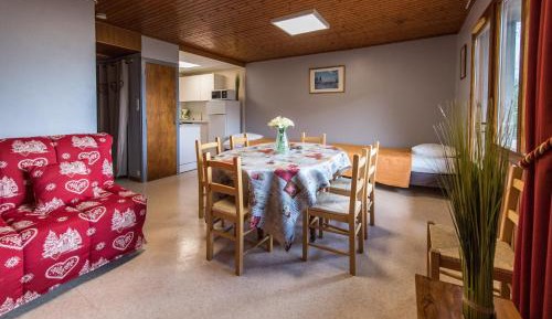 Standard Apartment (8 Adults)
