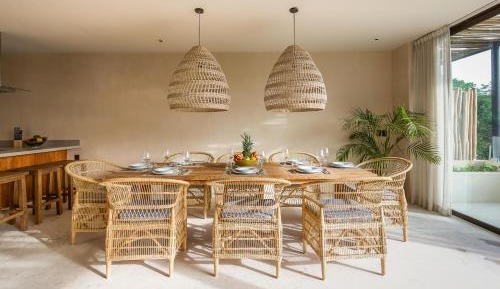 Luxury 2 Bedroom Jungle Apartment Terrace Garden View 1 King, 2 Single Beds & 1 King Sofa Bed