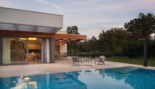 Luxury Two-Bedroom Villa