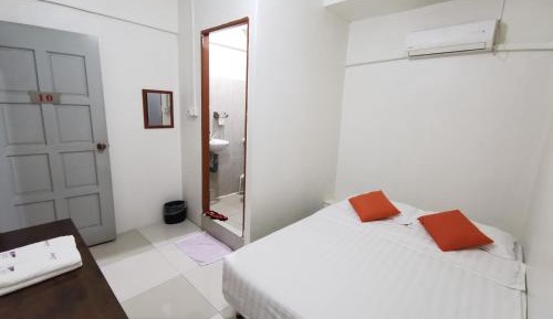 Double Room with Private Bathroom
