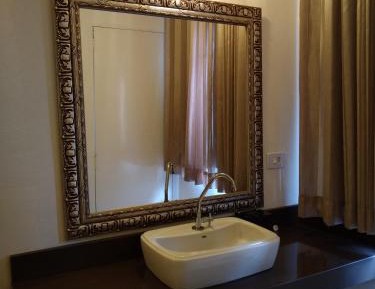 Deluxe Triple Room with Air Conditioning