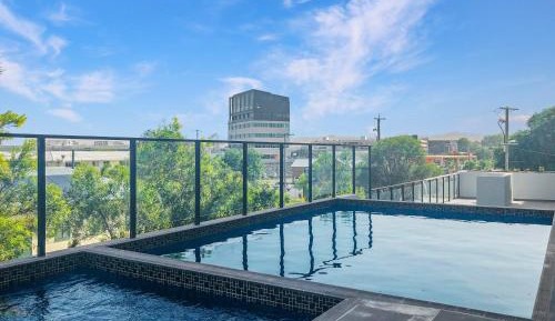 Apartment with Pool View 