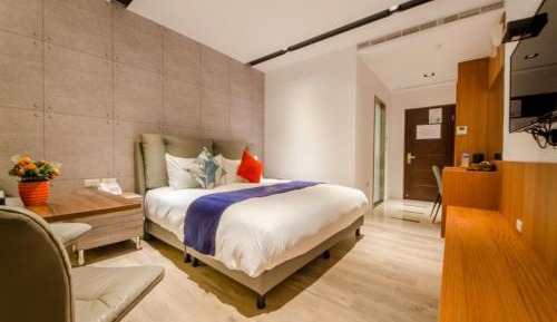 Deluxe Double Room with Bath