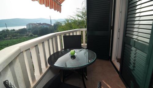 Two-Bedroom Apartment Nikola