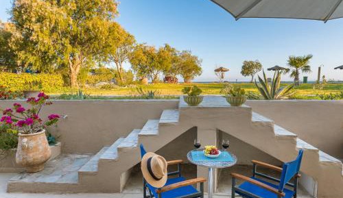 Studio Apartment with Sea View