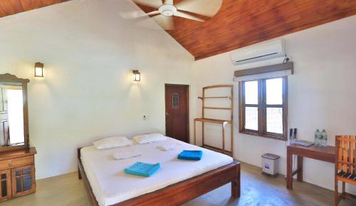 Double Room with Pool View