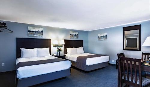 Standard Queen Room with Two Queen Beds