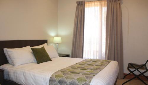 Superior Queen Apartment