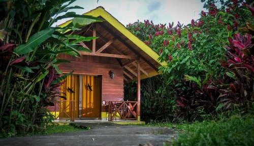 Bungalow with Patio