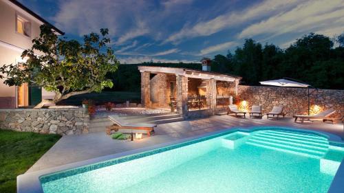 Villa with Private Pool