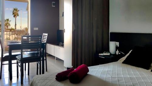Studio Apartment with Sea View