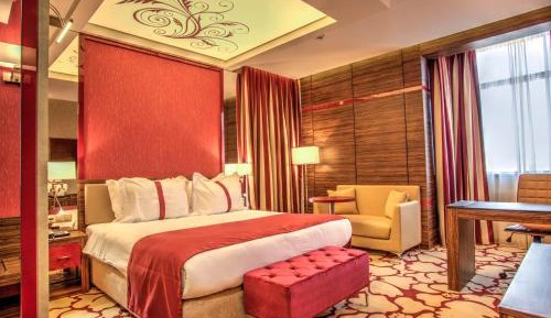Premium King Room