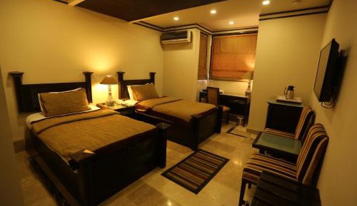 Superior Twin Room with City View