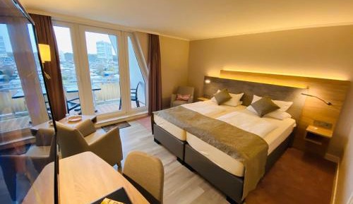 Standard Double Room with Side Sea View