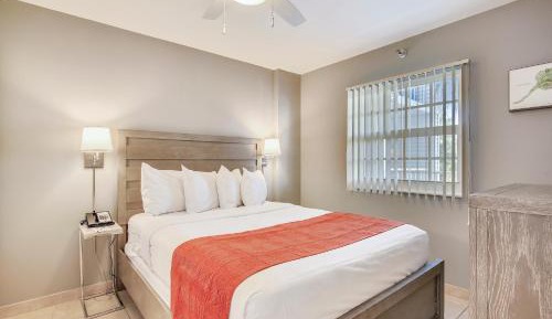 Standard One-Bedroom Suite with Ocean View