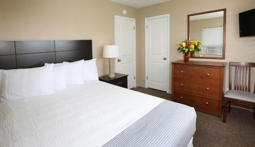 Two-Bedroom Suite