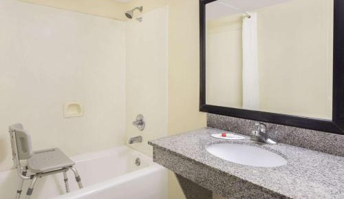 King Room, Accessible, Smoking