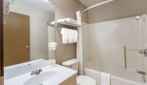 Deluxe Double Room with Two Double Beds - Non-Smoking