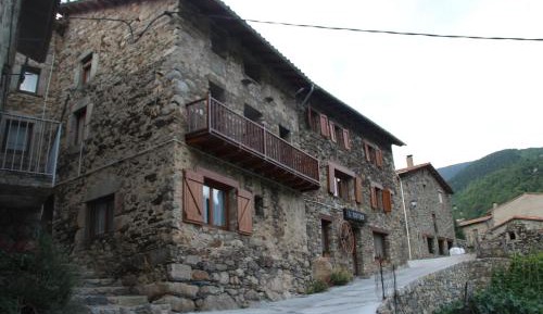 3-Bedroom Duplex Apartment