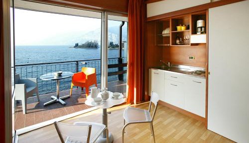 Double Room with Lake View