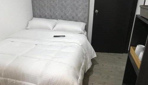 Single Room with Private Bathroom