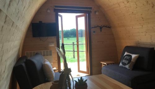 Studio with Terrace (2 Adults + 2 Children)