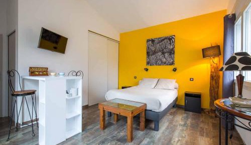 Double Room with Spa Bath