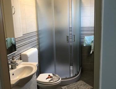 Triple Room with Private Bathroom
