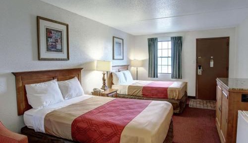 Double Room with Two Double Beds - Non-Smoking