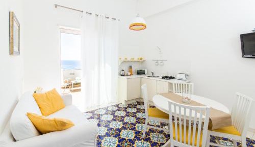 One-Bedroom Apartment with Sea View