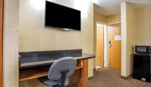 Queen Room - Non-Smoking