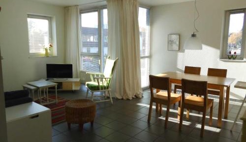 One-Bedroom Apartment with Balcony