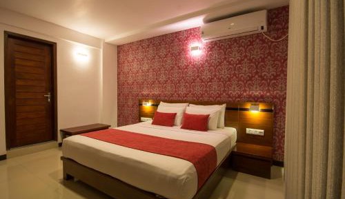 Deluxe Double or Twin Room with Balcony