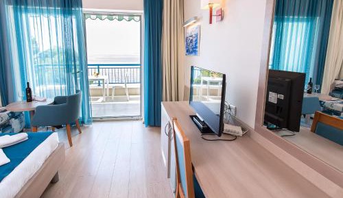 Superior Double Room with Sea View