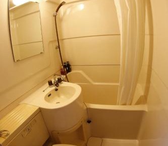 Twin Room with Shower