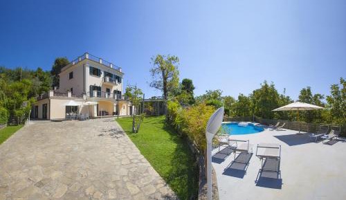 Villa with Private Pool